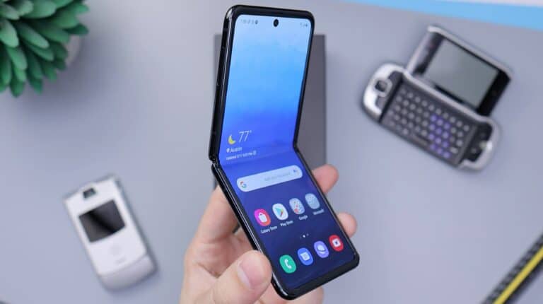 Samsung Galaxy Flip 7