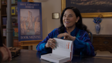 Diana Gabalgon dans la série Outlander
